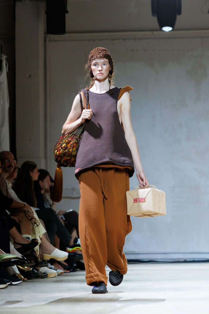 4 вересня бренд “MY THEATRE by Dariia Bila” вперше вийде на подіум Ukrainian Fashion Week. Цей дебют відбувається у символічний момент — у час, коли бренд святкує свою першу річницю.