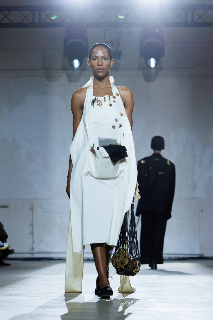 4 вересня бренд “MY THEATRE by Dariia Bila” вперше вийде на подіум Ukrainian Fashion Week. Цей дебют відбувається у символічний момент — у час, коли бренд святкує свою першу річницю.