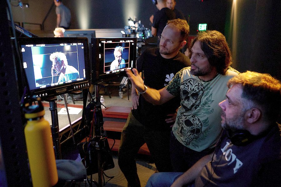 Зі зйомок альманаху "Війна очима тварин". Надано командою фільму