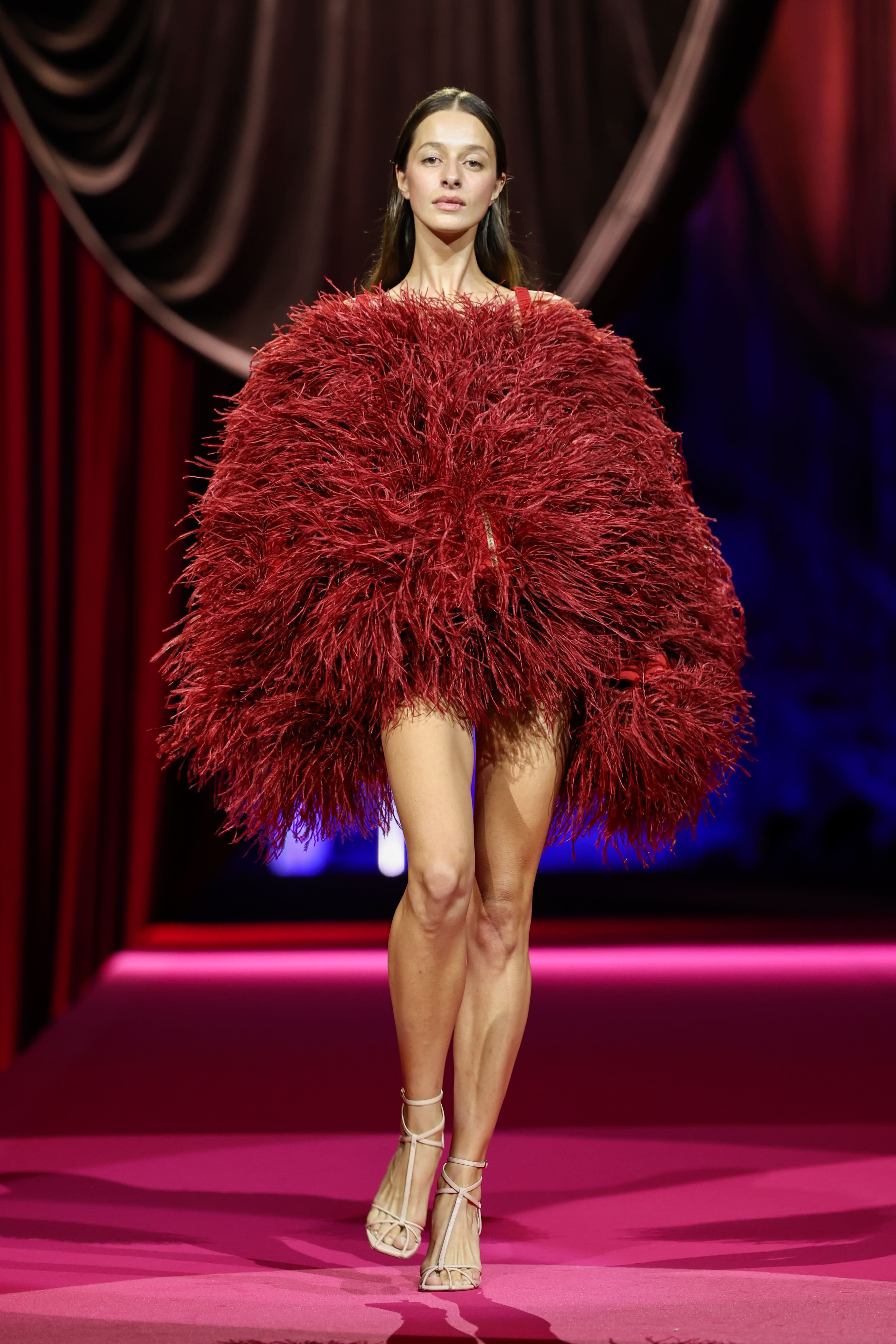 the_COAT_by_Katya_Silchenko_Runway_Volodymyr_Bosak-19