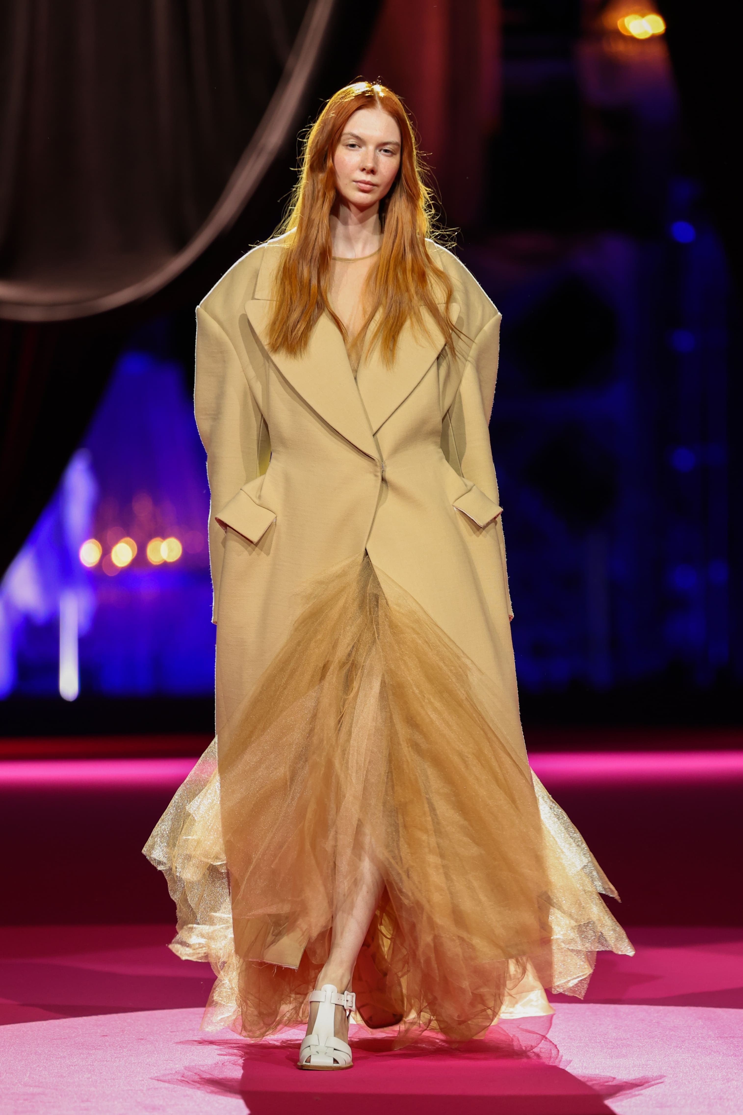 the_COAT_by_Katya_Silchenko_Runway_Volodymyr_Bosak-22